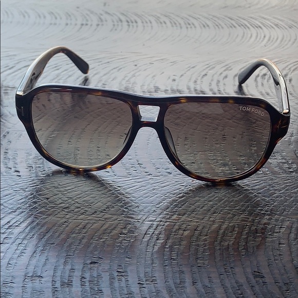 Tom Ford Dylan Sunglasses - Picture 4 of 7